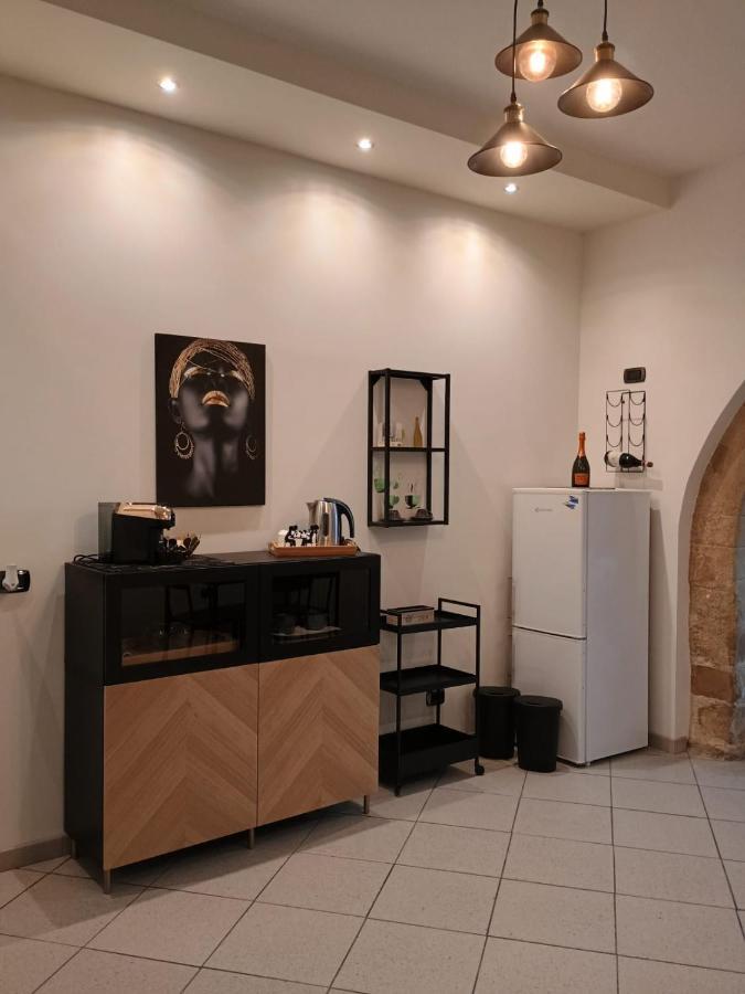 Al Vico Bartoli Suite Room Mazzarino Exteriör bild