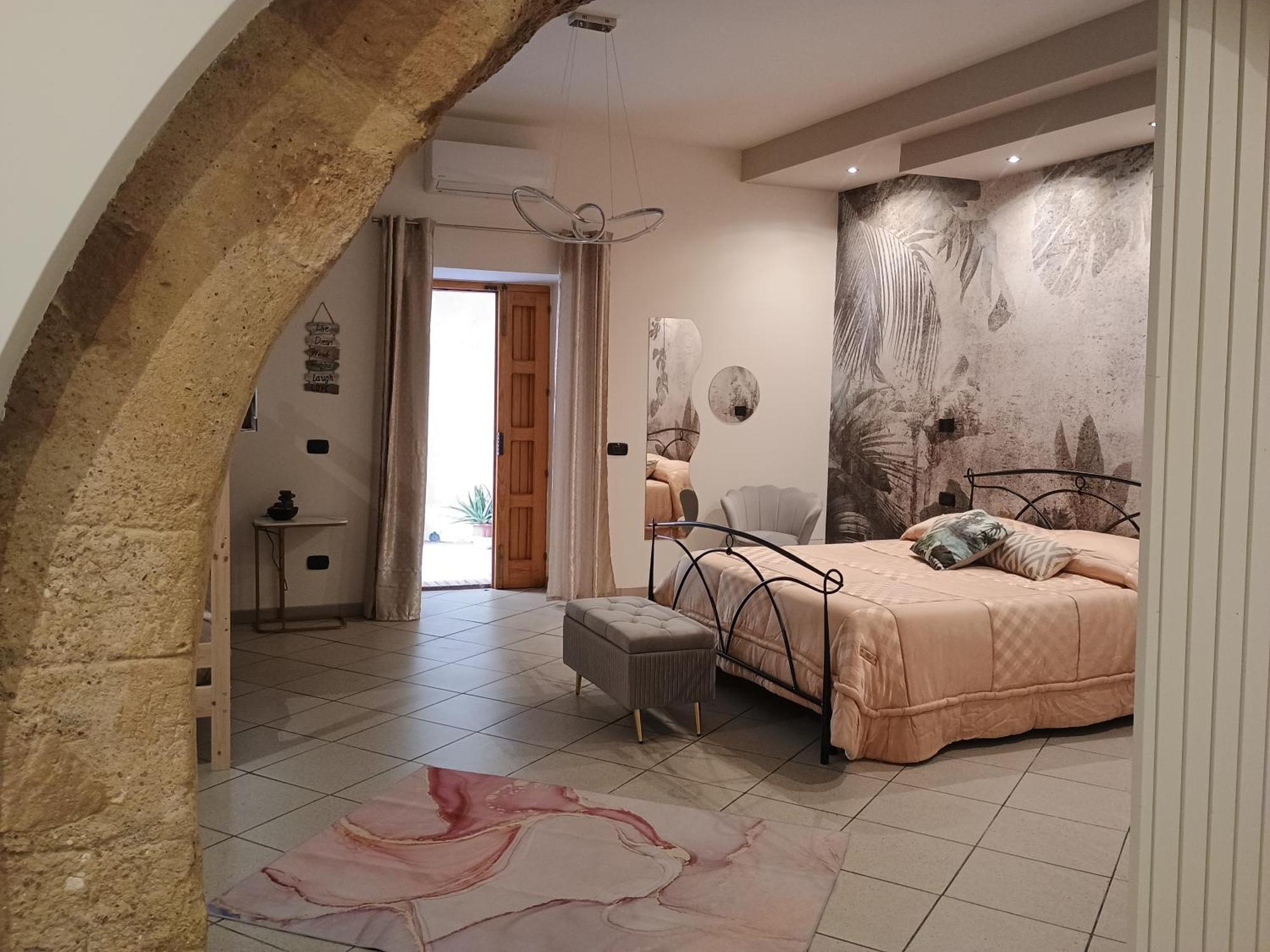 Al Vico Bartoli Suite Room Mazzarino Exteriör bild